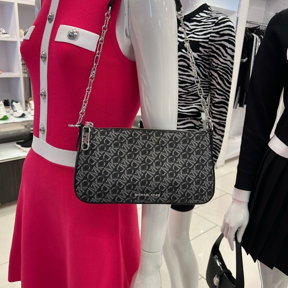 Michael Kors Handbags - Michael Kors Empire Medium Chain Shoulder Bag